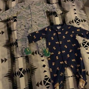 Carter’s baby boy set of 2 footed pjs